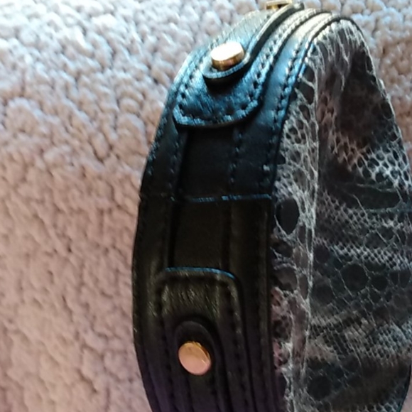 Purse - Picture 6 of 7